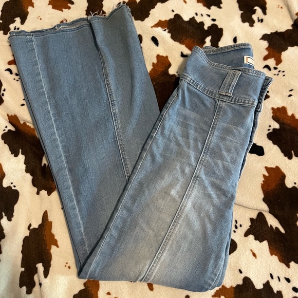 Seamed Flare Jeans - Picture 2 of 6